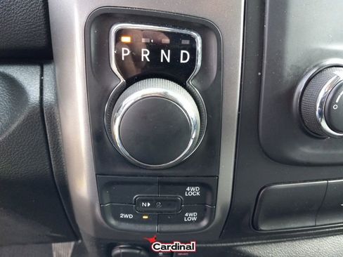 Used 2024 RAM 1500 Classic SLT image 28