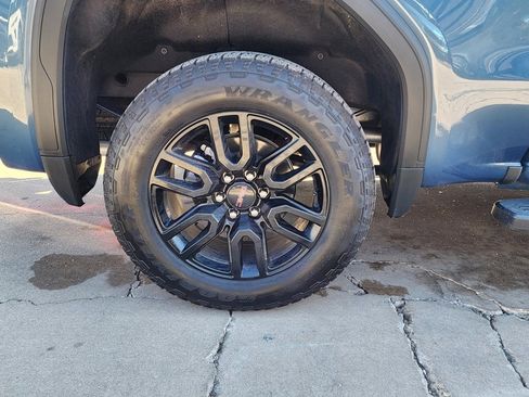 New 2026 GMC Sierra 1500 Elevation w/ LPO, Elevation Black Package image 50