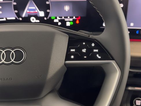 New 2025 Audi Q5 Premium w/ 19" Wheel Package image 22