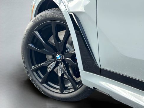New 2027 BMW X7 xDrive40i AWD/4WD image 27