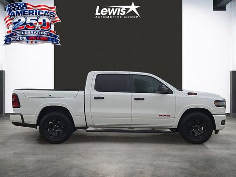Used 2025 RAM 1500 Big Horn AWD/4WD image 5