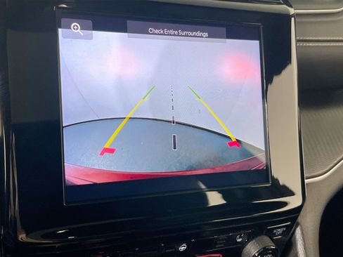 Used 2023 Jeep Grand Cherokee Altitude image 13