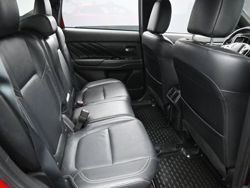 Used 2021 Mitsubishi Outlander SEL image 31