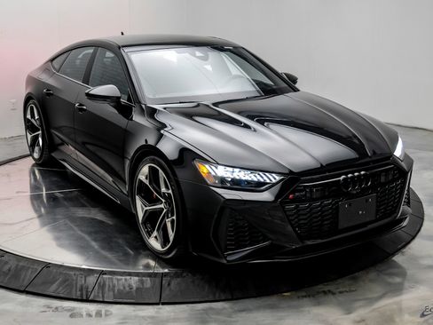 Used 2024 Audi RS 7 Performance AWD/4WD image 24