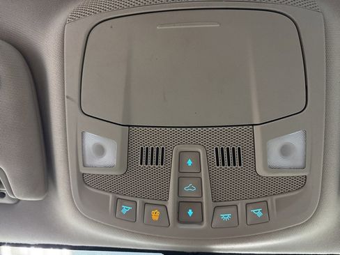 Used 2020 Ford Fusion SEL image 27