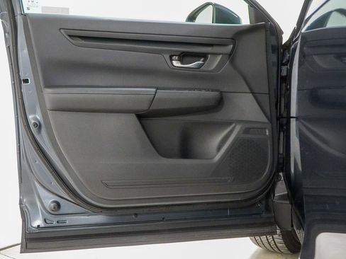 Used 2023 Honda CR-V EX image 17