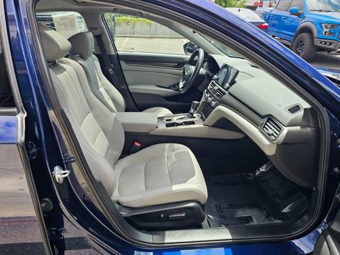 Used 2018 Honda Accord EX-L image 11