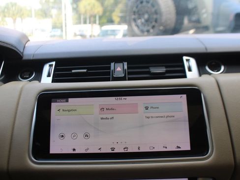 Used 2018 Land Rover Range Rover Sport HSE image 17