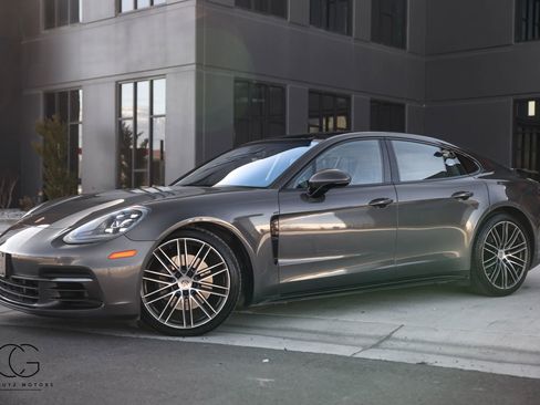 Used 2018 Porsche Panamera 4S image 4