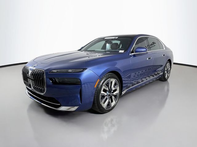 Certified 2023 BMW i7 xDrive60 w/ Executive Package 2 AWD/4WD image 3