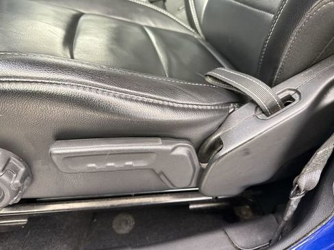 Used 2018 Jeep Wrangler Unlimited Sahara AWD/4WD image 19