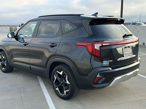 Used 2025 Kia Seltos S image 10