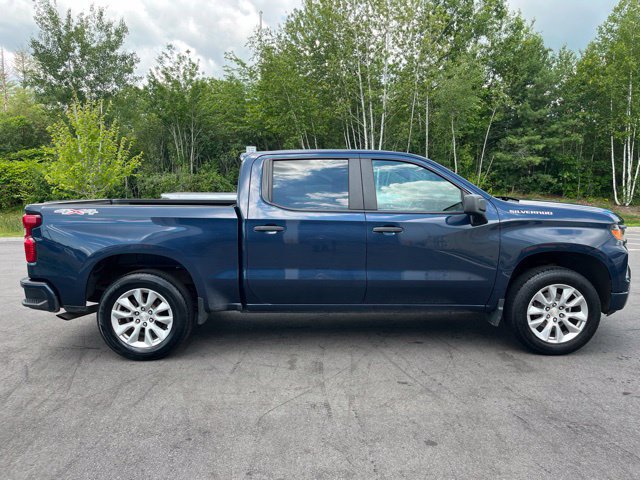 Used 2022 Chevrolet Silverado 1500 Custom AWD/4WD image 6