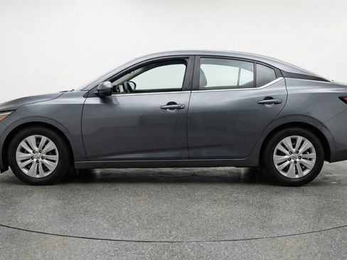 Used 2025 Nissan Sentra S image 5