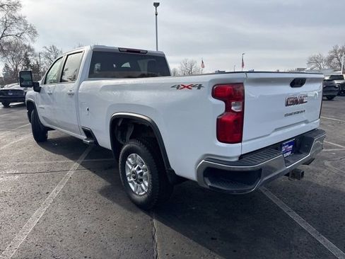Used 2024 Chevrolet Silverado 2500 LT image 4