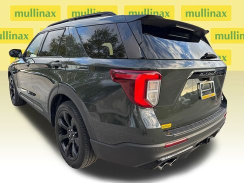 Certified 2022 Ford Explorer ST w/ ST Street Pack image 8