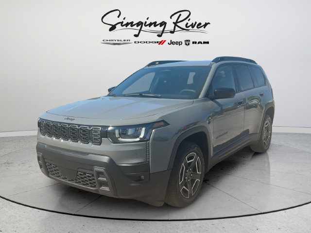 Used 2026 Jeep Cherokee Laredo AWD/4WD image 3