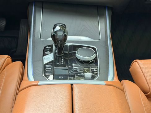 Used 2020 BMW X7 xDrive40i w/ Luxury Seating Package AWD/4WD image 18