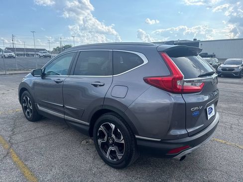 Used 2017 Honda CR-V Touring image 2
