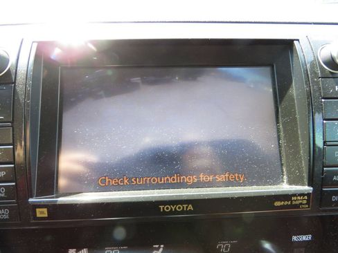 Used 2010 Toyota Sequoia Platinum AWD/4WD image 26