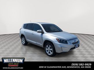 Used 2012 Toyota RAV4 EV FWD video 1