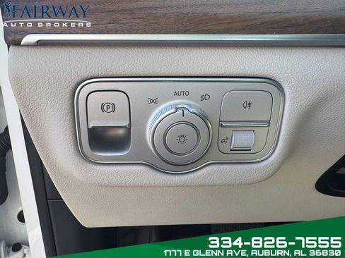 Used 2025 Mercedes-Benz GLS 450 4MATIC image 16