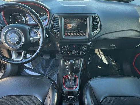 Used 2019 Jeep Compass Trailhawk image 26