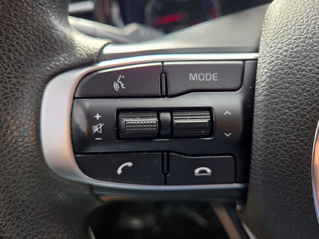 Used 2022 Kia K5 LXS FWD image 27