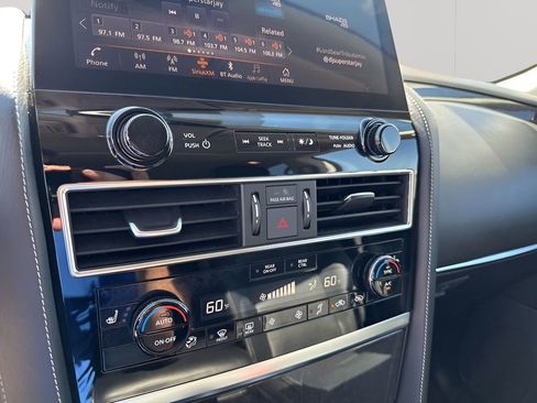 Used 2023 INFINITI QX80 Luxe w/ Cargo Package image 36