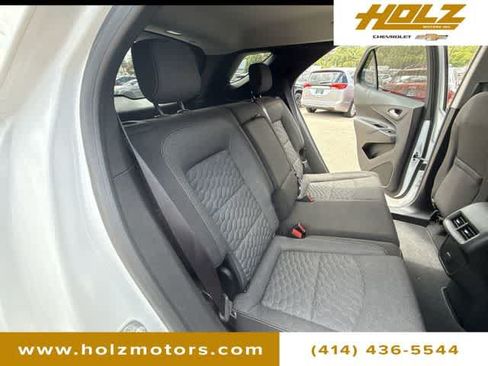 Certified 2018 Chevrolet Equinox LT FWD image 25