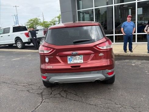Used 2016 Ford Escape SE AWD/4WD image 8