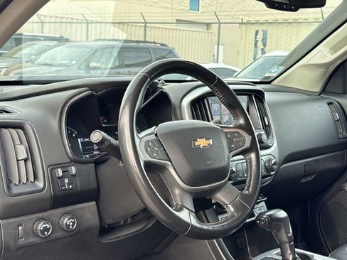 Used 2018 Chevrolet Colorado ZR2 image 18