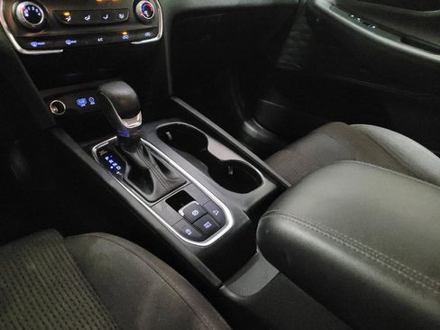 Used 2020 Hyundai Santa Fe SE AWD/4WD image 26