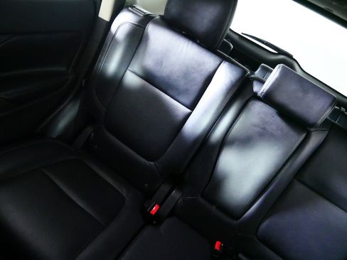 Used 2019 Mitsubishi Outlander SEL AWD/4WD image 12