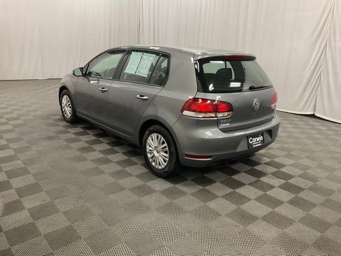 Used 2011 Volkswagen Golf 4-Door FWD image 4