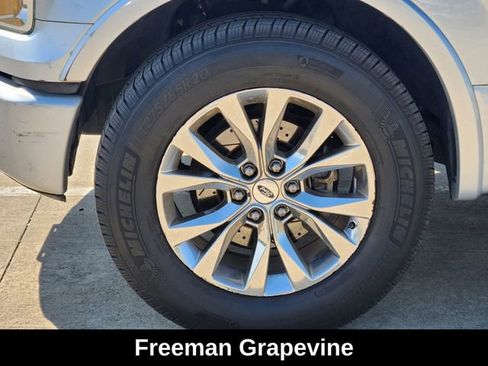 Used 2015 Ford F150 XLT w/ Equipment Group 302A Luxury image 10