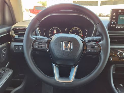 Used 2025 Honda Pilot EX-L image 15
