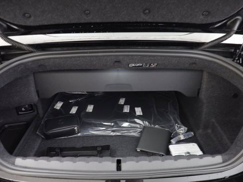 New 2026 BMW 430i xDrive Convertible w/ Driving Assistance Package image 17