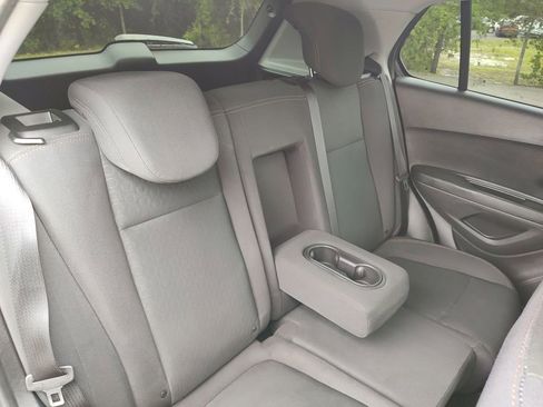 Used 2019 Chevrolet Trax LS FWD image 43