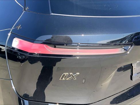 Used 2025 BMW iX M60 image 29