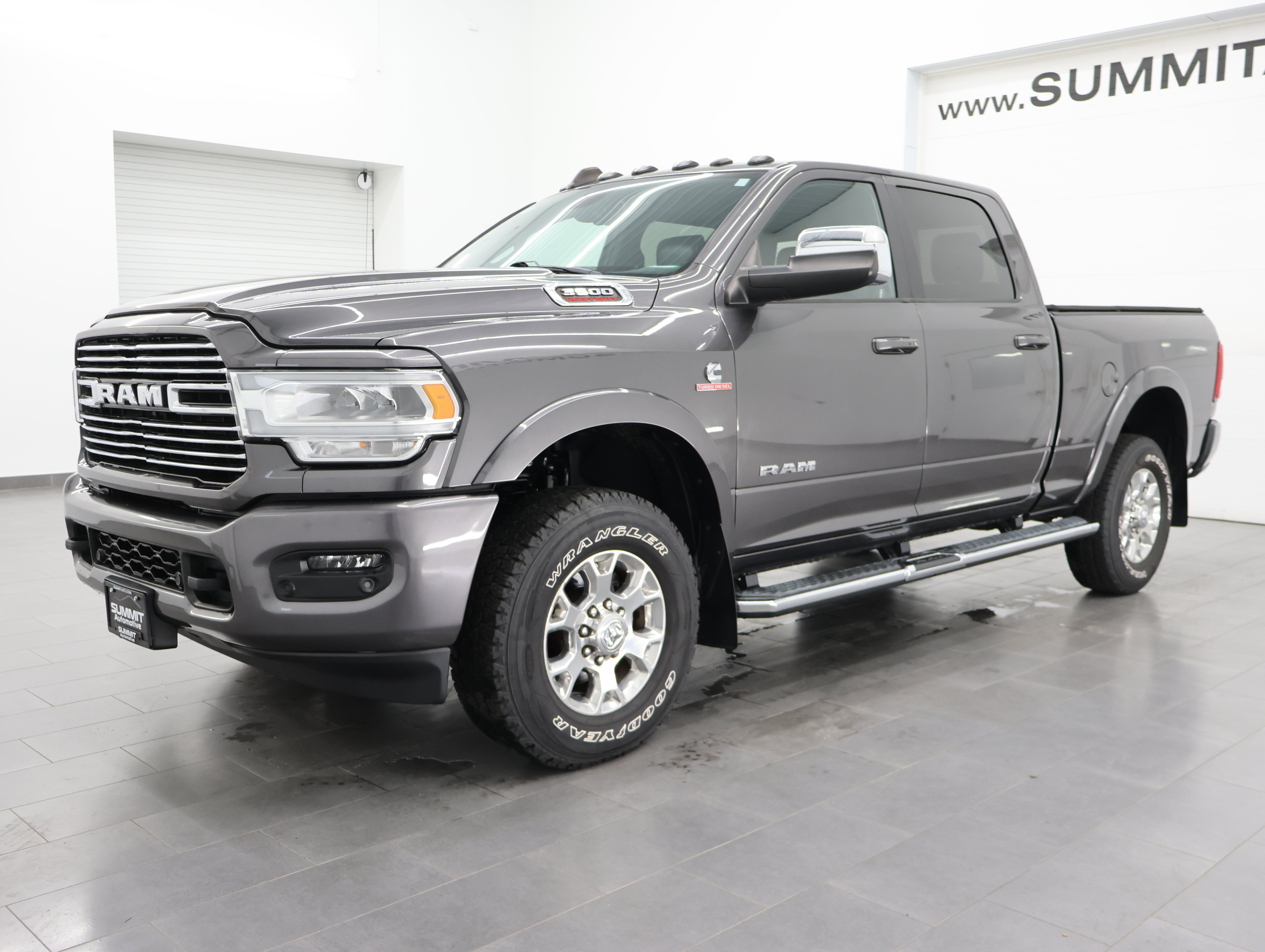 Used 2019 RAM 3500 Laramie AWD/4WD image 7