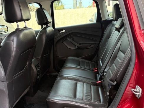 Used 2017 Ford C-MAX Titanium w/ Equipment Group 301A image 27