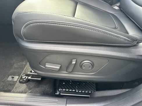 New 2026 Hyundai Tucson Limited image 19