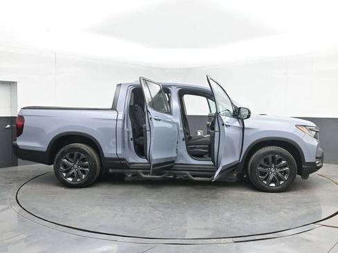 Used 2023 Honda Ridgeline Sport image 49
