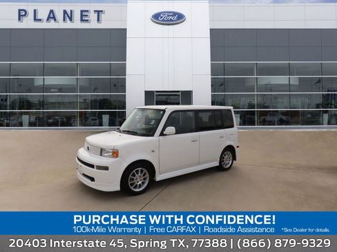 Used 2006 Scion xB image 1