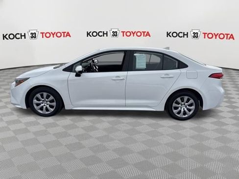 Used 2024 Toyota Corolla LE image 4