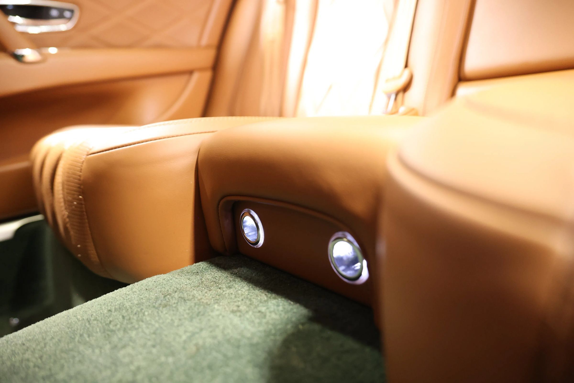 Used 2016 Bentley Flying Spur W12 AWD/4WD image 51