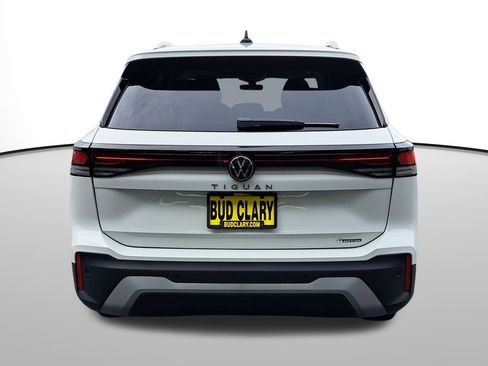 New 2025 Volkswagen Tiguan S image 7