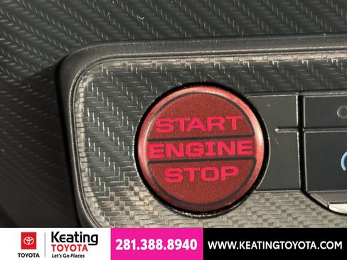 Used 2025 Ford Mustang Premium RWD image 25