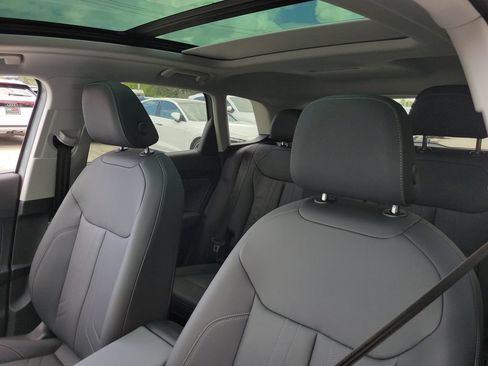 New 2026 Audi Q3 quattro 2.0T AWD/4WD image 16